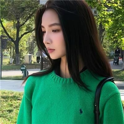 屋顶上的绿宝石
