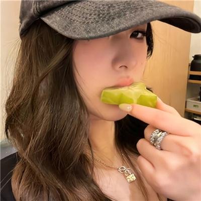 领袖和我们同劳动